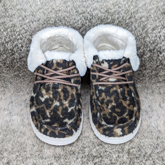 Hey Dude Britt Abstract Leopard Ankle Bootie Women's 5 - Picture 6 of 14
